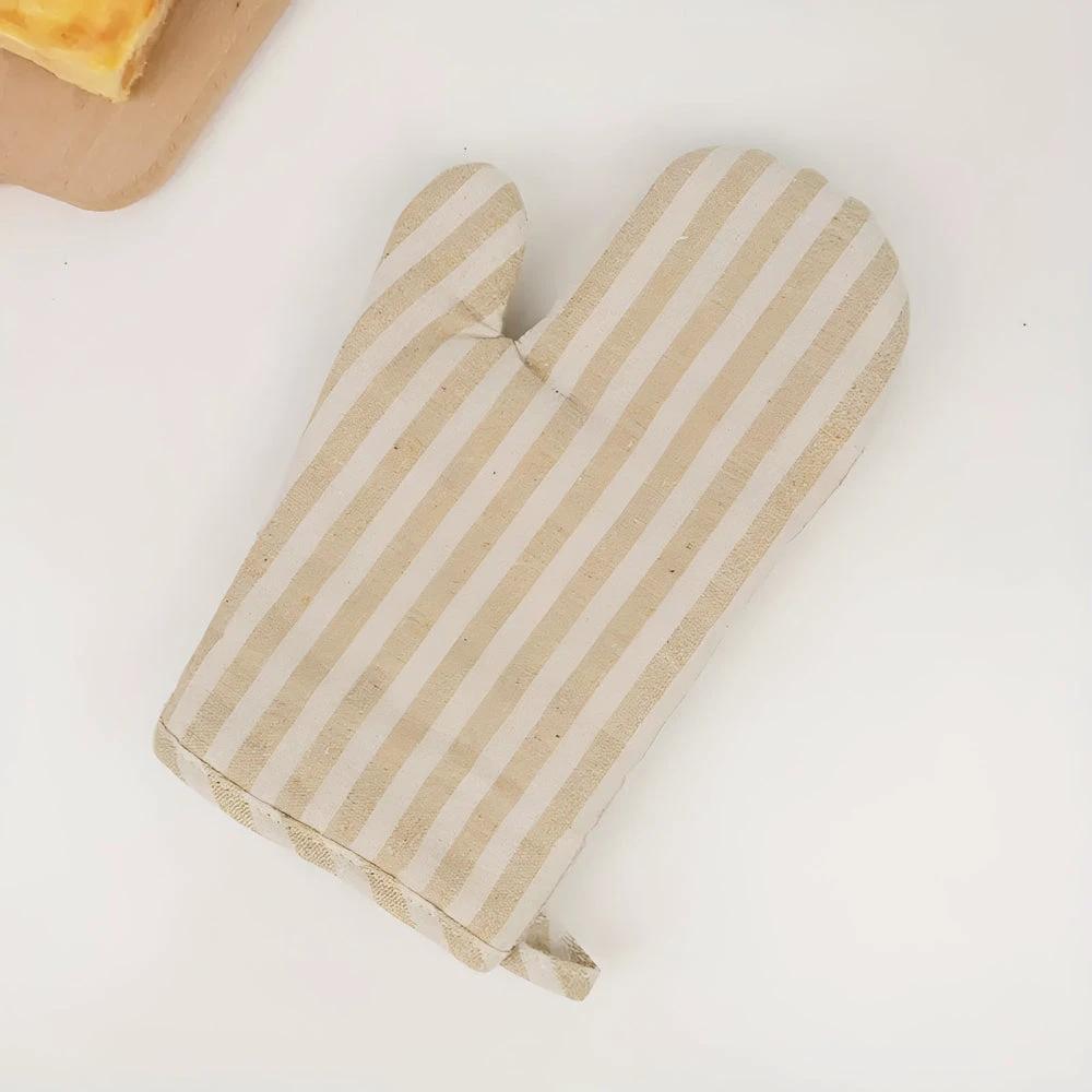 Premium Striped Heat-Resistant Oven Mitt by Casa & Beyond